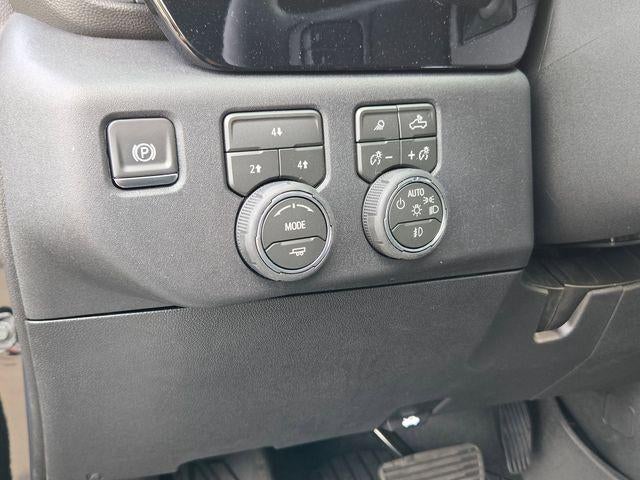 2026 Chevrolet Silverado 2500 HD Crew Cab Standard Box 4-Wheel Drive LT