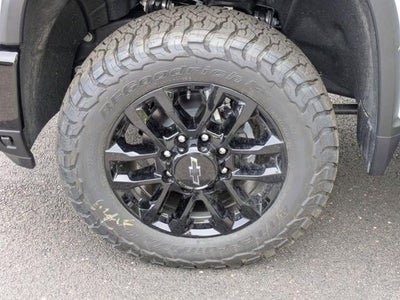2026 Chevrolet Silverado 2500 HD Crew Cab Standard Box 4-Wheel Drive LT