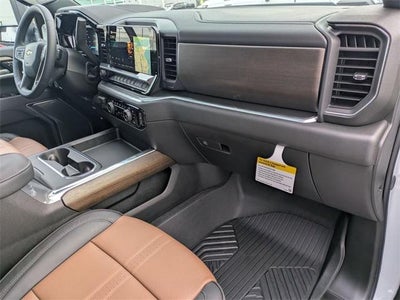 2026 Chevrolet Silverado 3500 HD Crew Cab Standard Box 4-Wheel Drive High Country