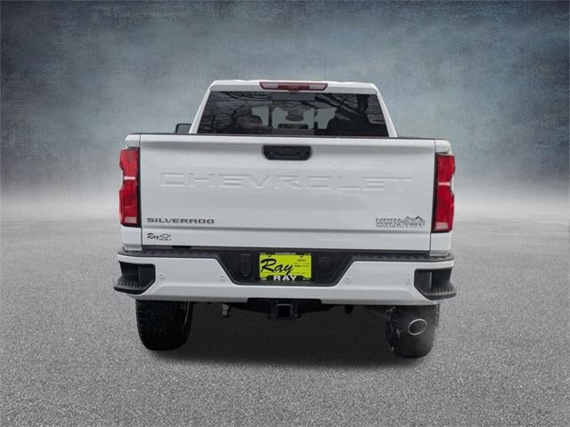 2026 Chevrolet Silverado 3500 HD Crew Cab Standard Box 4-Wheel Drive High Country