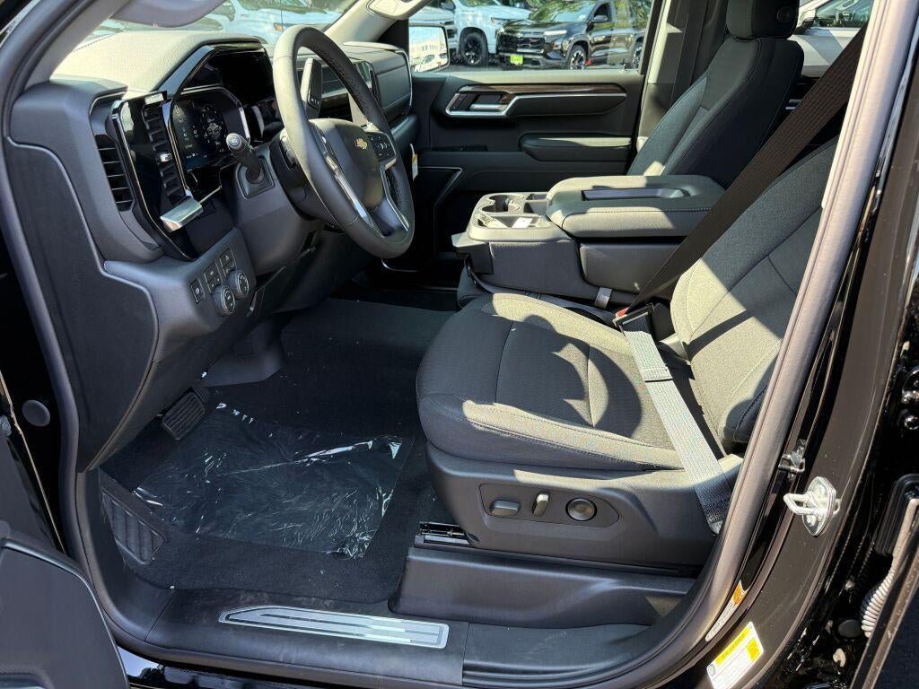 2026 Chevrolet Silverado 1500 Crew Cab Short Box 4-Wheel Drive LT 1LT