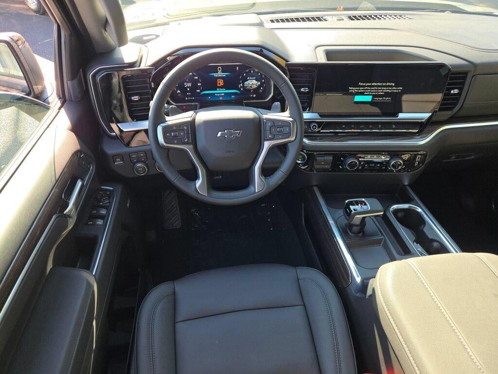 2026 Chevrolet Silverado 1500 Crew Cab Short Box 4-Wheel Drive RST