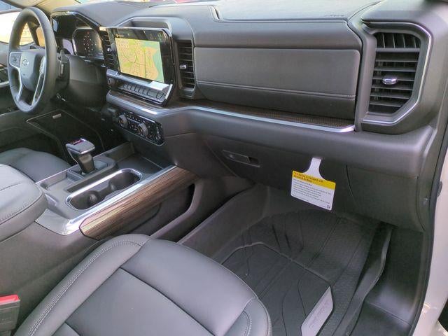 2026 Chevrolet Silverado 1500 Crew Cab Short Box 4-Wheel Drive RST