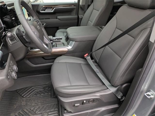 2026 Chevrolet Silverado 1500 Crew Cab Short Box 4-Wheel Drive RST