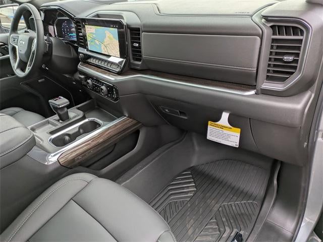 2026 Chevrolet Silverado 1500 Crew Cab Short Box 4-Wheel Drive RST