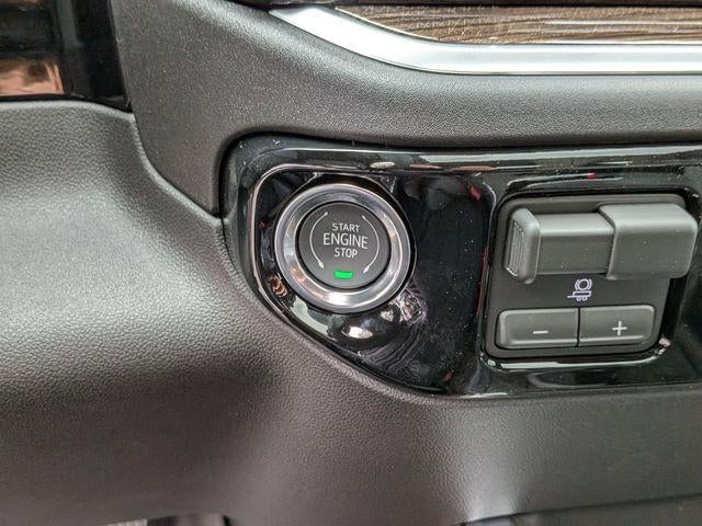 2026 Chevrolet Silverado 1500 Crew Cab Short Box 4-Wheel Drive RST