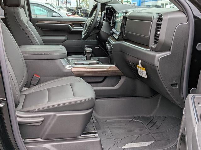 2026 Chevrolet Silverado 1500 Crew Cab Short Box 4-Wheel Drive RST