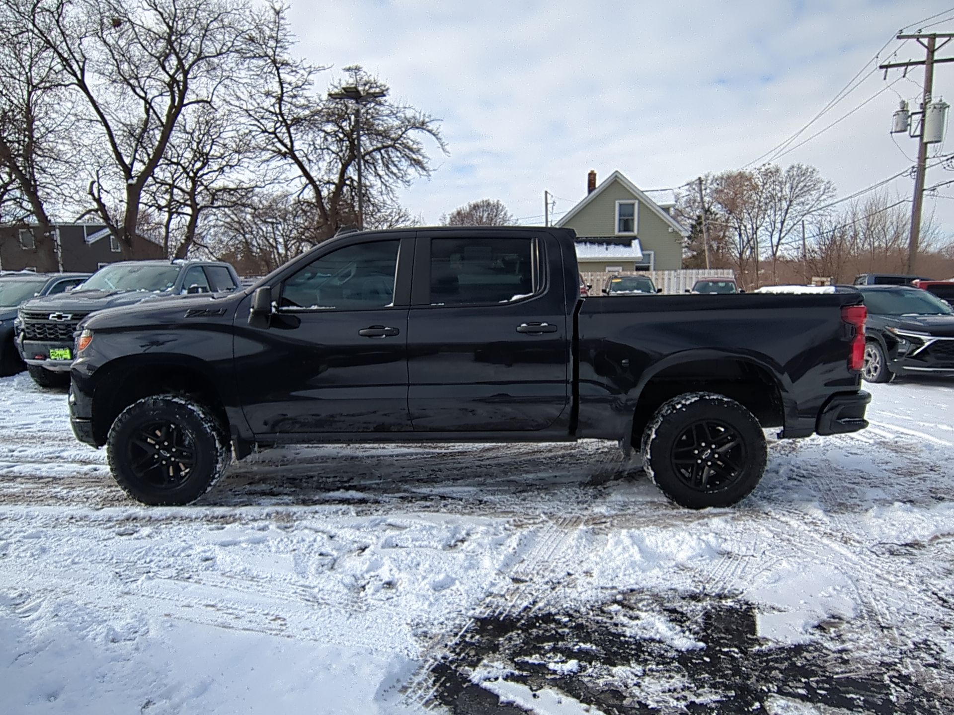 2023 Chevrolet Silverado 1500 Custom Trail Boss