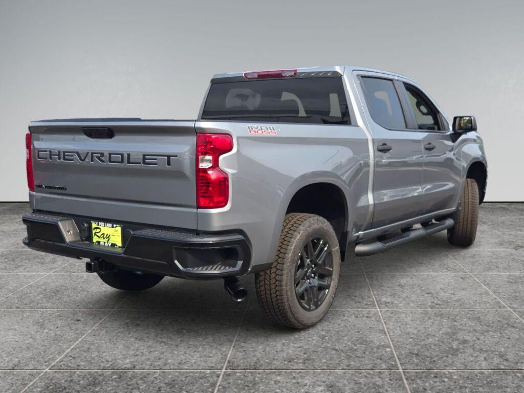 2026 Chevrolet Silverado 1500 Crew Cab Short Box 4-Wheel Drive Custom Trail Boss