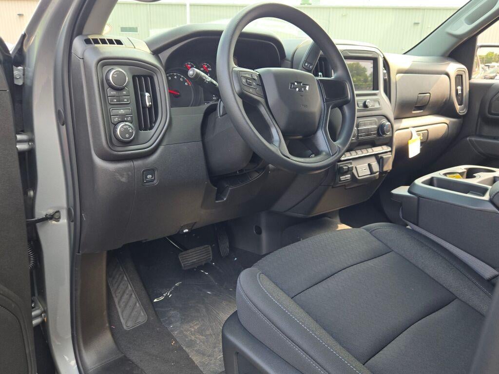 2026 Chevrolet Silverado 1500 Crew Cab Short Box 4-Wheel Drive Custom Trail Boss