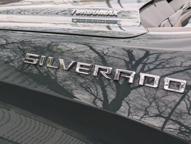 2026 Chevrolet Silverado 1500 Crew Cab Short Box 4-Wheel Drive LT 2FL