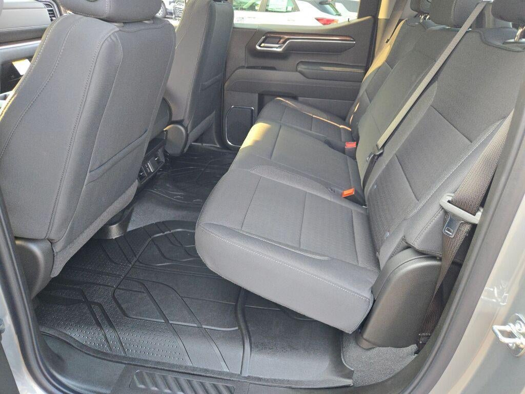 2026 Chevrolet Silverado 1500 Crew Cab Standard Box 4-Wheel Drive RST
