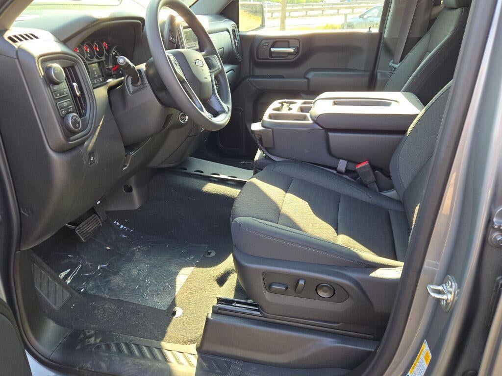 2026 Chevrolet Silverado 1500 Crew Cab Short Box 4-Wheel Drive Custom Trail Boss