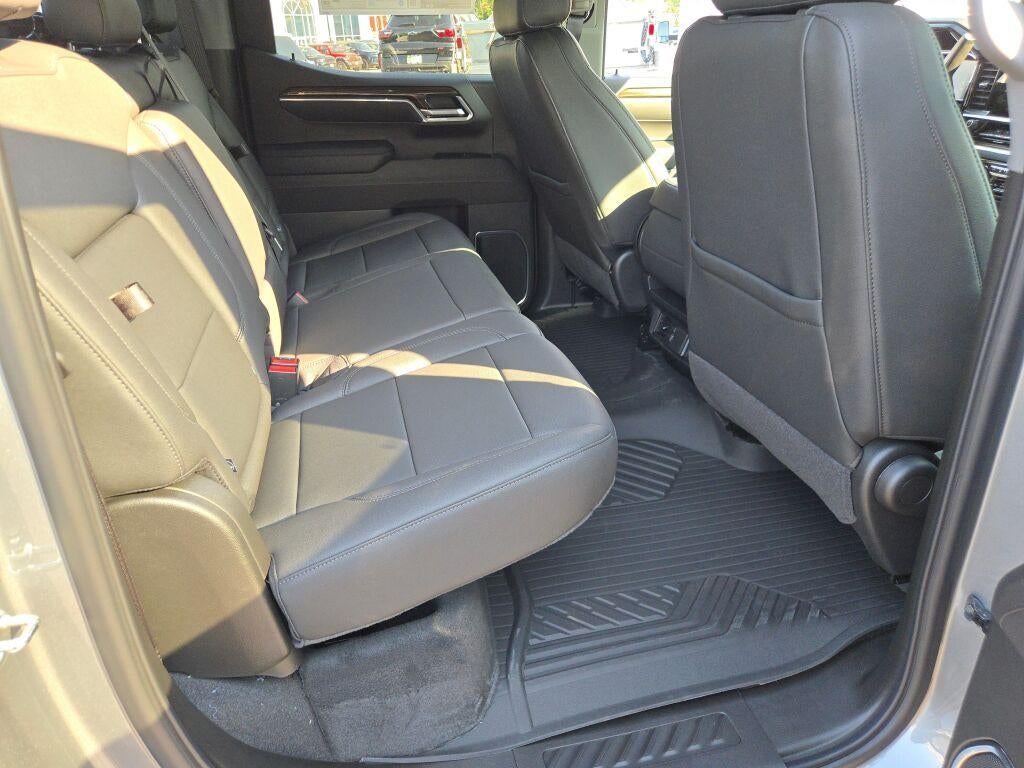 2026 Chevrolet Silverado 1500 Crew Cab Short Box 4-Wheel Drive LT 1LT