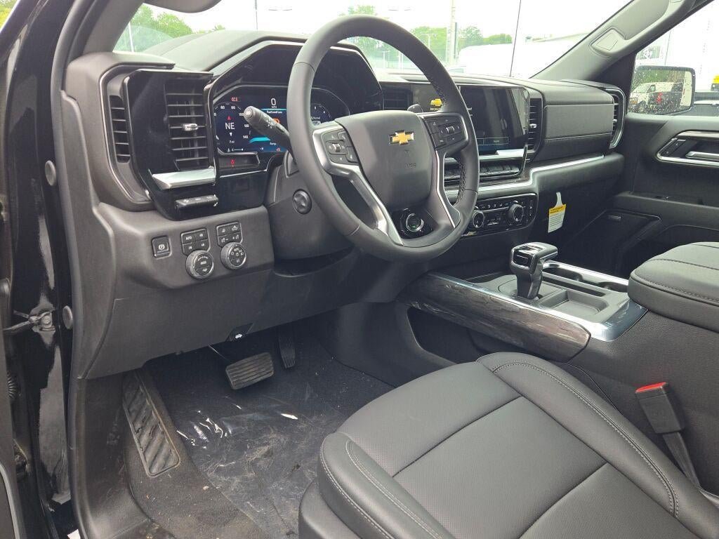2026 Chevrolet Silverado 1500 Crew Cab Standard Box 4-Wheel Drive LTZ