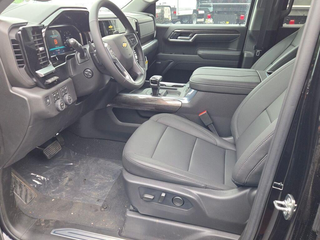 2026 Chevrolet Silverado 1500 Crew Cab Standard Box 4-Wheel Drive LTZ