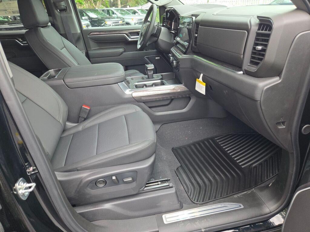 2026 Chevrolet Silverado 1500 Crew Cab Standard Box 4-Wheel Drive LTZ