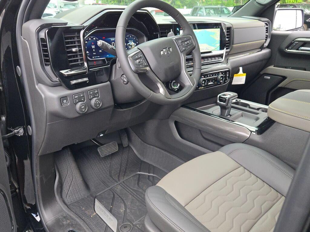 2026 Chevrolet Silverado 1500 Crew Cab Short Box 4-Wheel Drive ZR2