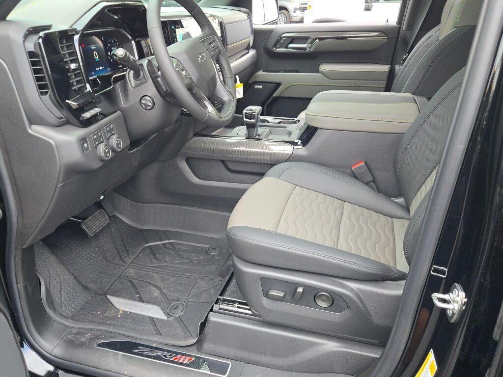 2026 Chevrolet Silverado 1500 Crew Cab Short Box 4-Wheel Drive ZR2