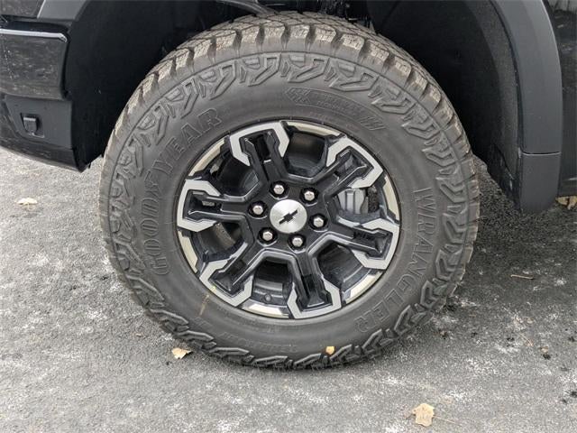 2026 Chevrolet Silverado 1500 Crew Cab Short Box 4-Wheel Drive ZR2