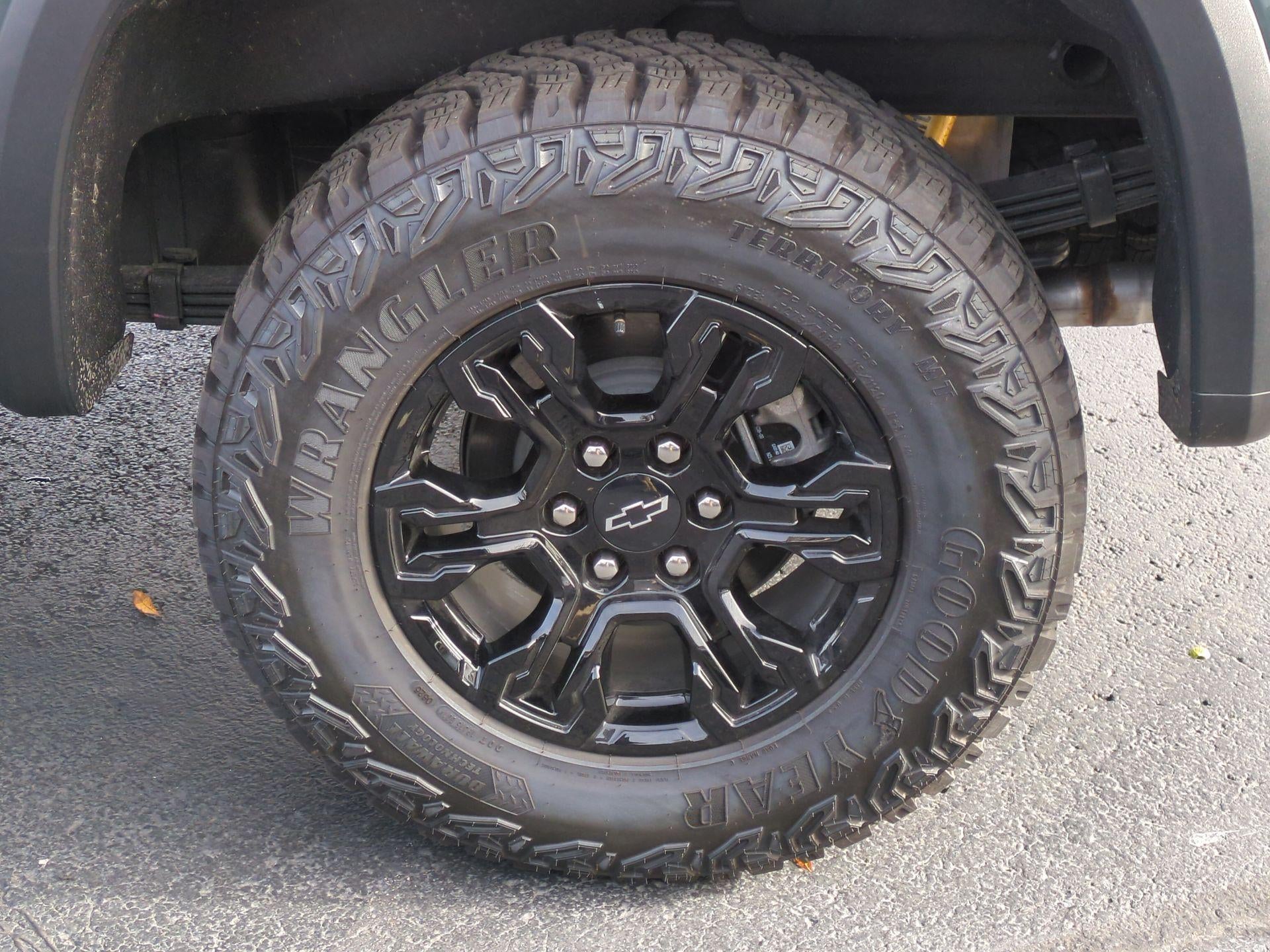 2025 Chevrolet Silverado 1500 ZR2