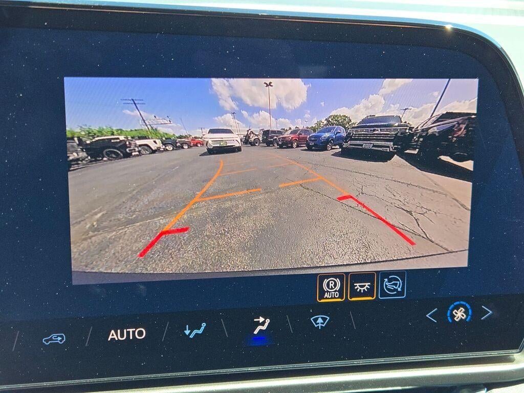 2026 Chevrolet Equinox EV 4dr LT1 w/PCY