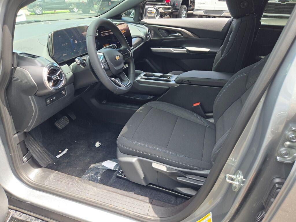 2026 Chevrolet Equinox EV 4dr LT1 w/PCY