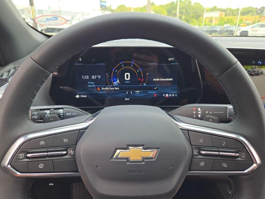 2027 Chevrolet Equinox FWD LT