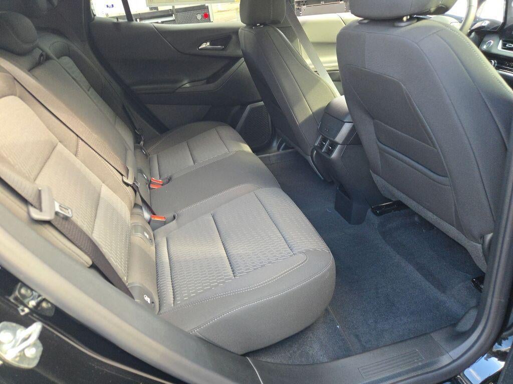 2027 Chevrolet Equinox FWD LT