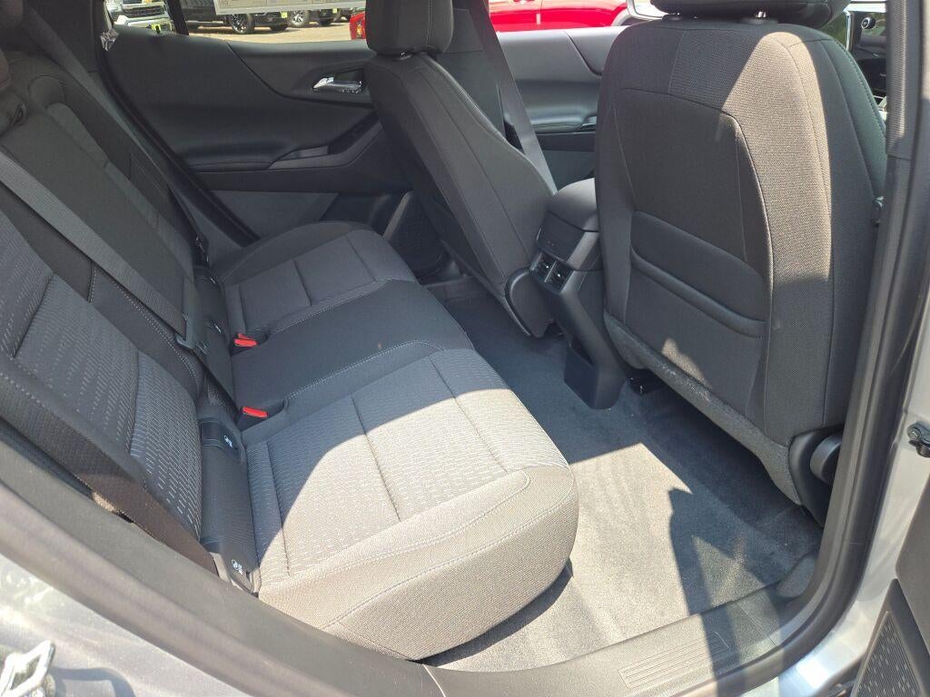 2027 Chevrolet Equinox FWD LT