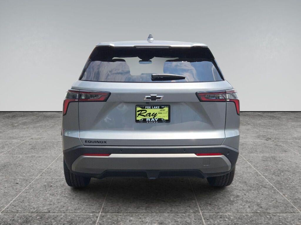2027 Chevrolet Equinox FWD LT