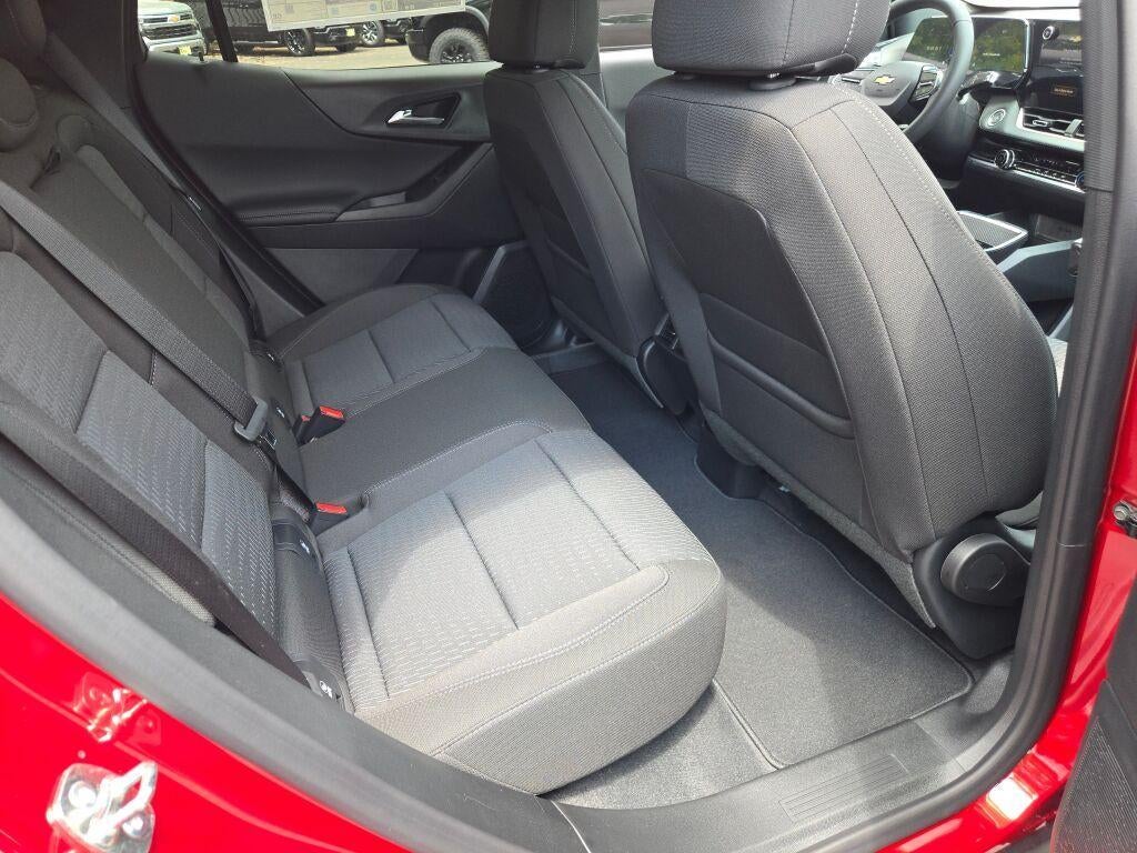 2027 Chevrolet Equinox FWD LT