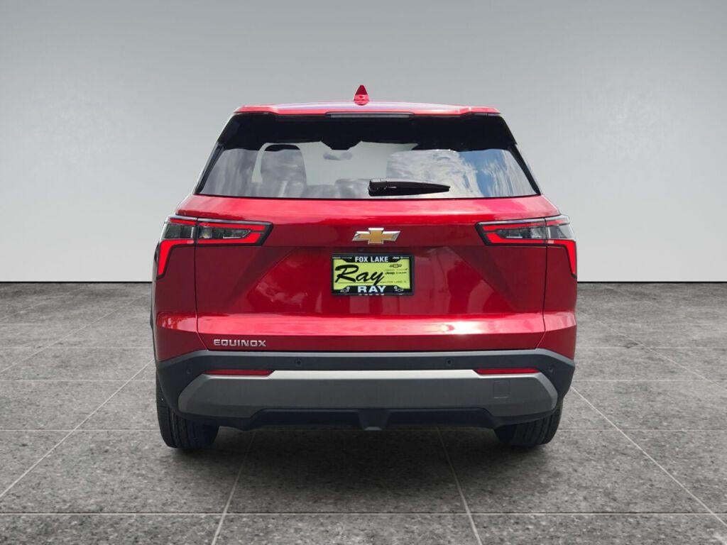 2027 Chevrolet Equinox FWD LT