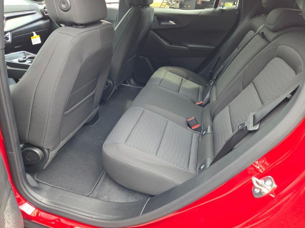 2027 Chevrolet Equinox FWD LT