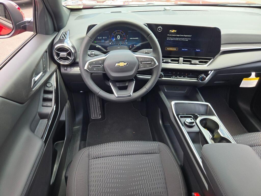 2027 Chevrolet Equinox FWD LT