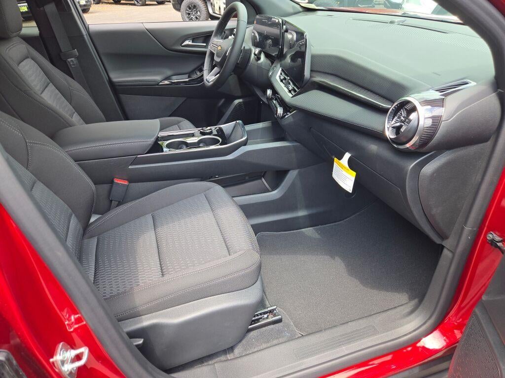 2027 Chevrolet Equinox FWD LT