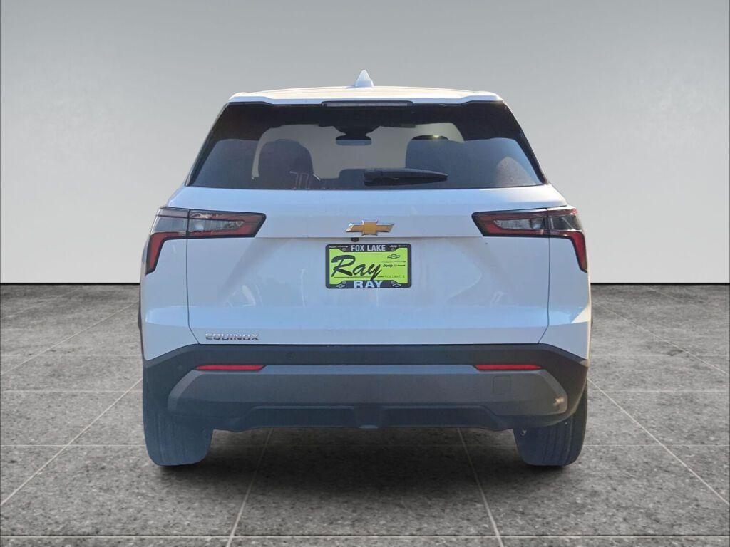 2027 Chevrolet Equinox FWD LT