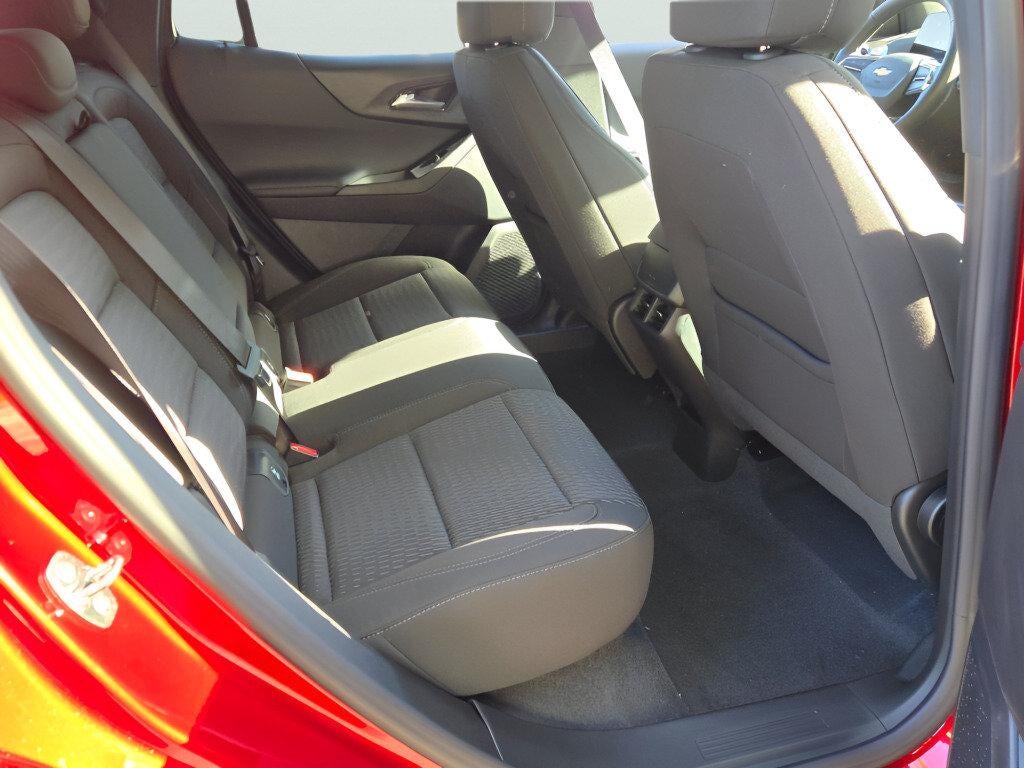 2027 Chevrolet Equinox FWD LT