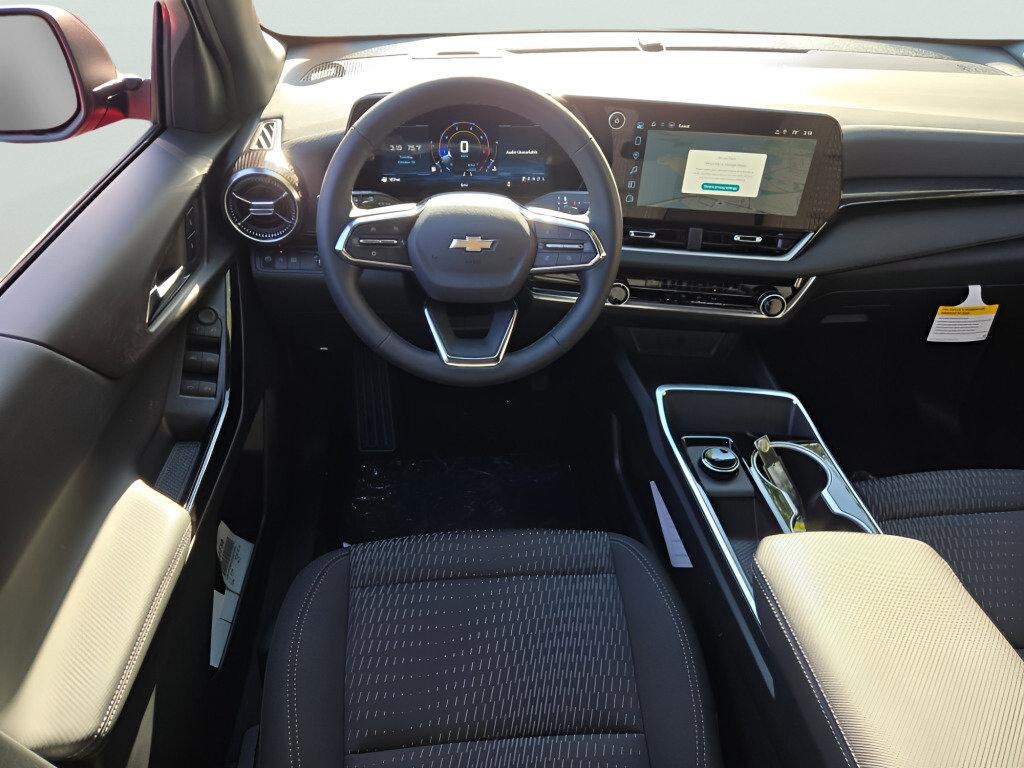 2027 Chevrolet Equinox FWD LT