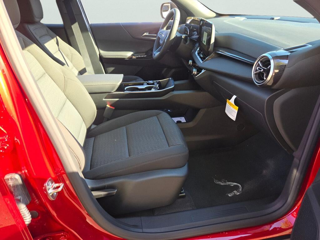 2027 Chevrolet Equinox FWD LT