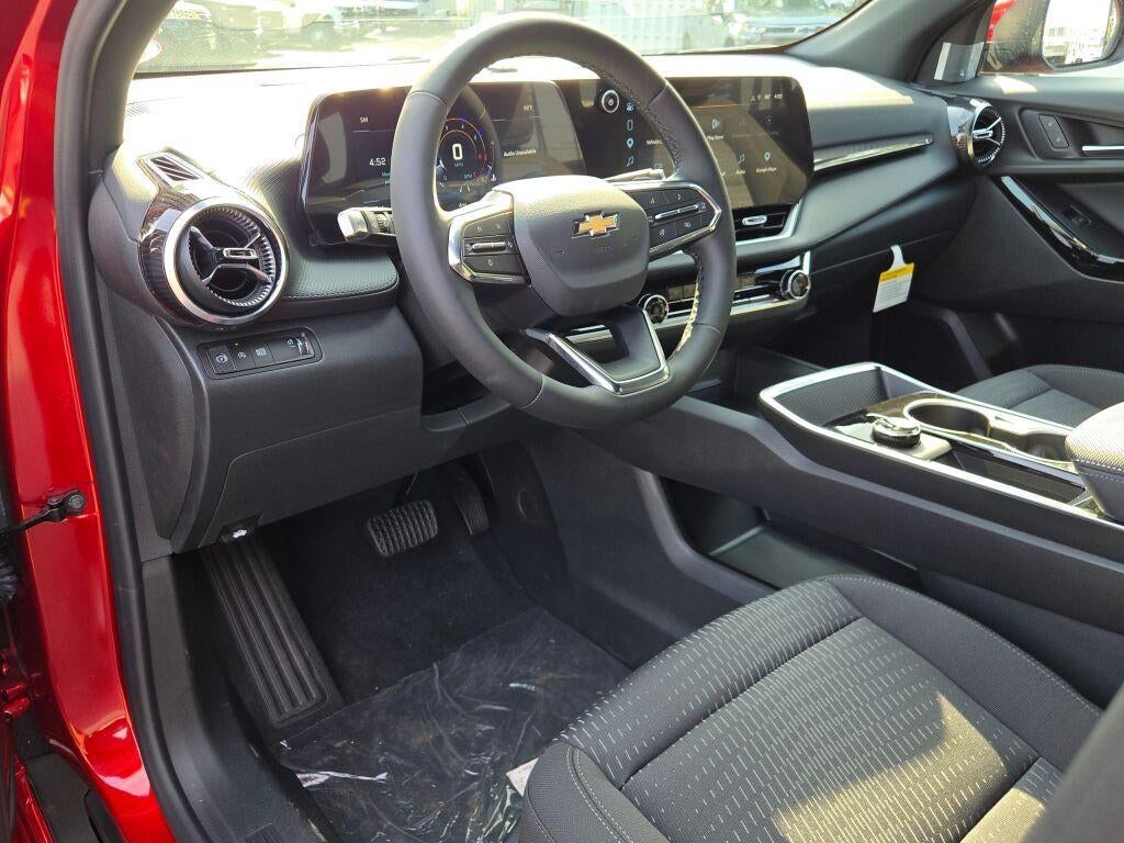 2027 Chevrolet Equinox FWD LT