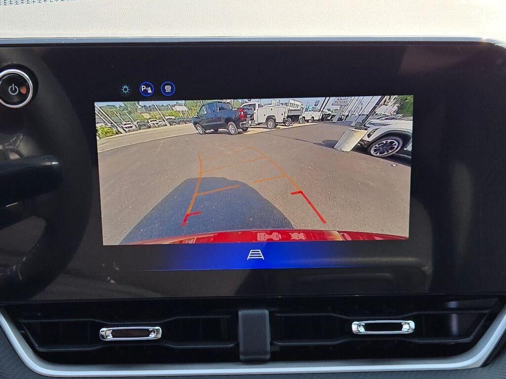 2027 Chevrolet Equinox FWD LT