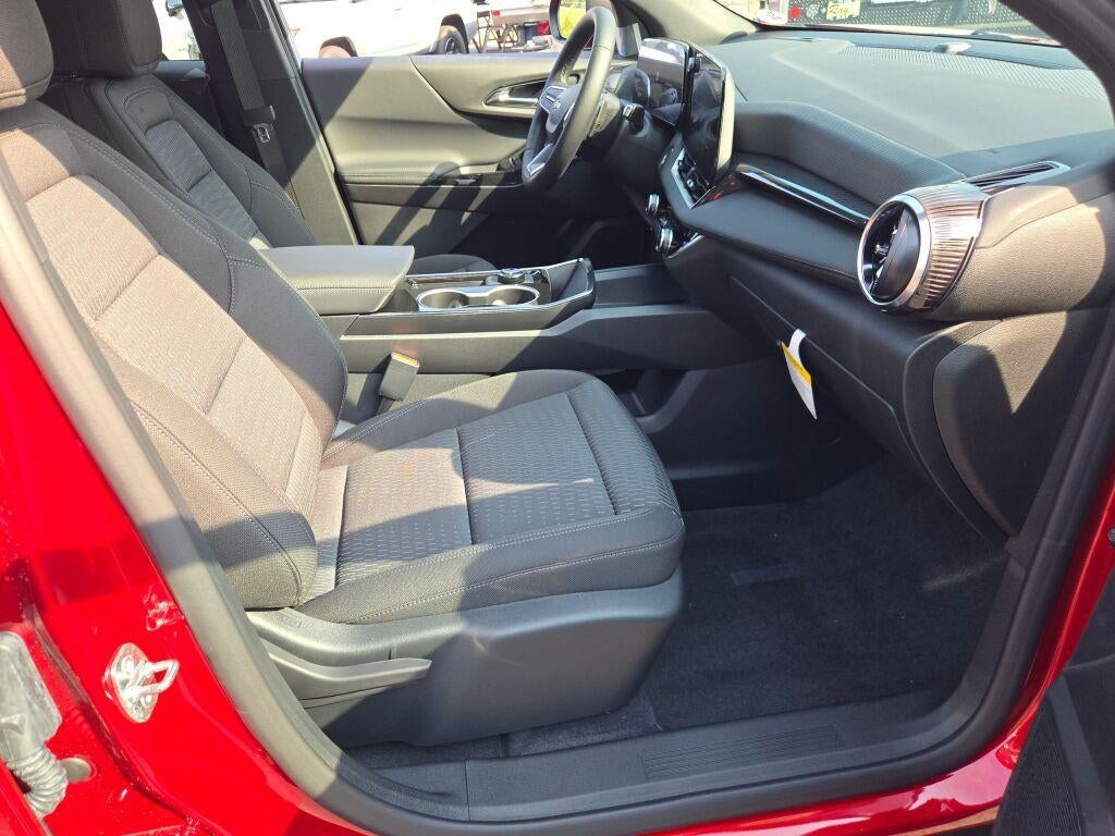 2027 Chevrolet Equinox FWD LT