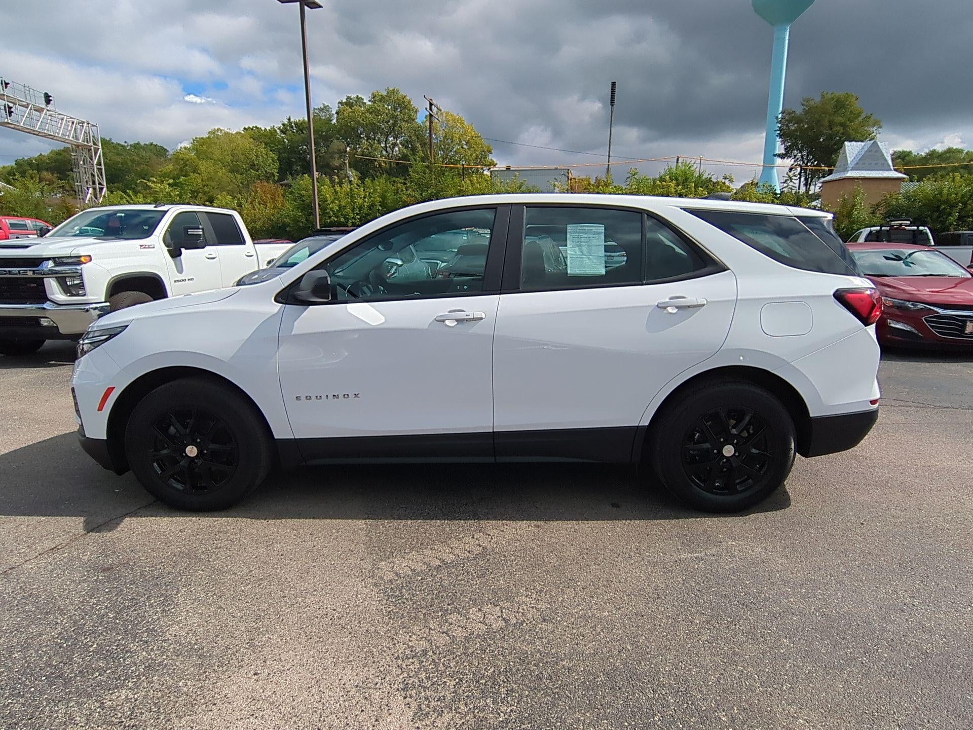 2023 Chevrolet Equinox LS