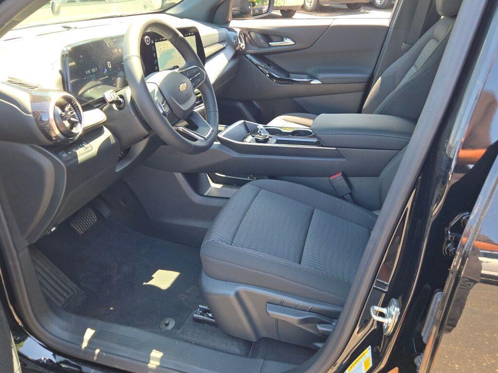 2027 Chevrolet Equinox AWD LT