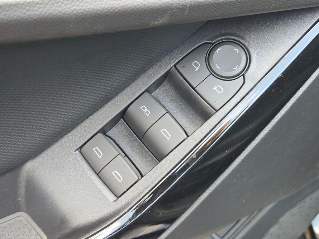2027 Chevrolet Equinox AWD LT