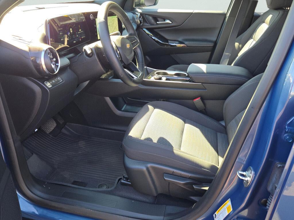 2026 Chevrolet Equinox LT - Photo 27