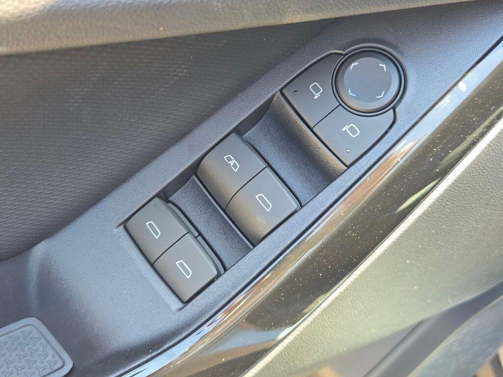 2027 Chevrolet Equinox AWD LT