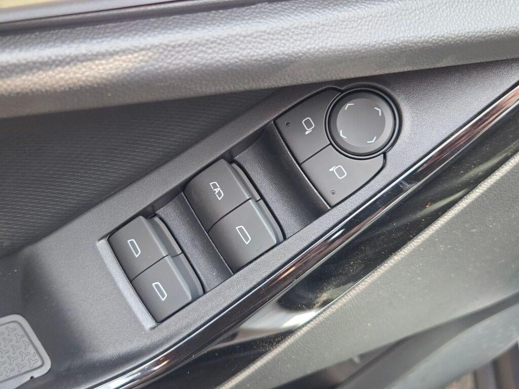 2027 Chevrolet Equinox AWD LT