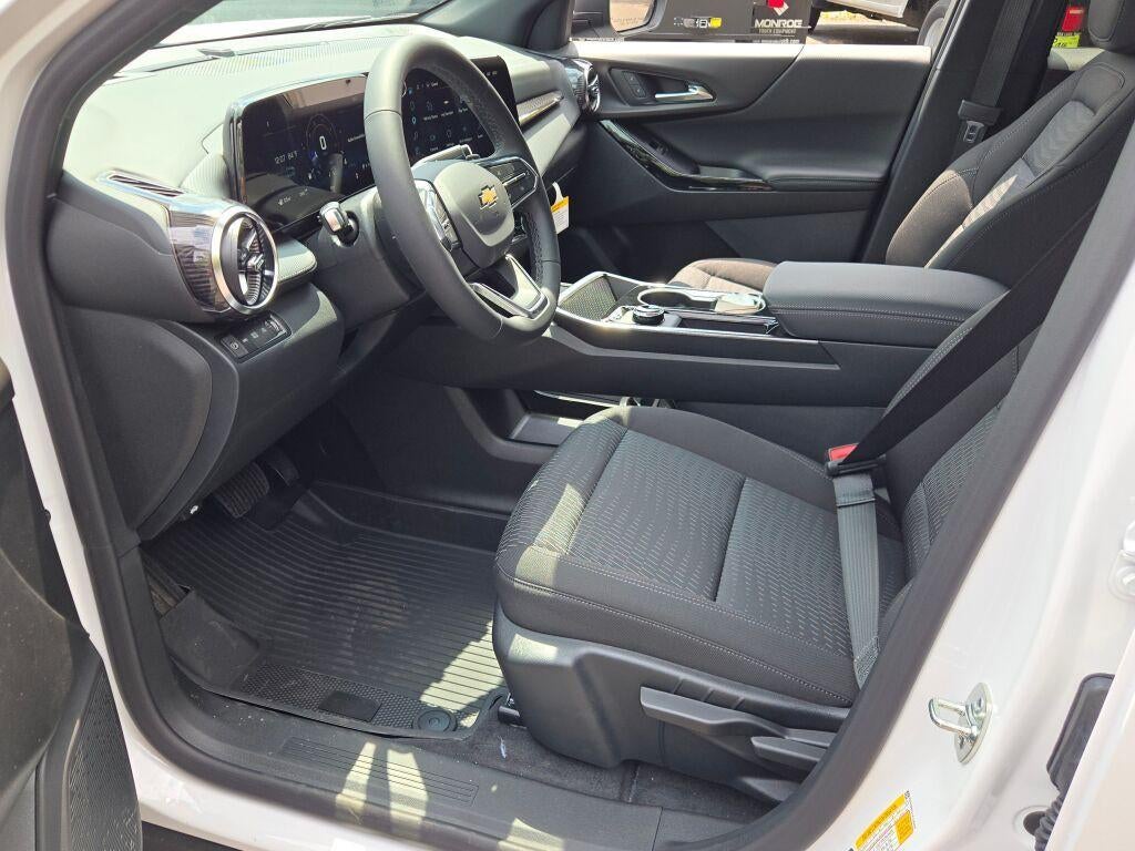 2027 Chevrolet Equinox AWD LT